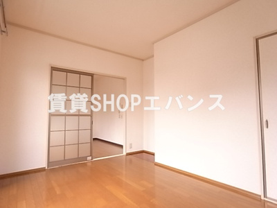  | 谷津アークガーデンB