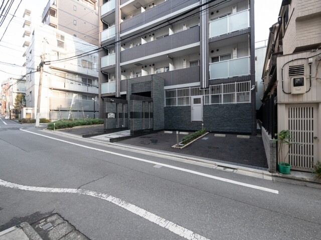 プレール・ドゥーク大塚の駐車場
