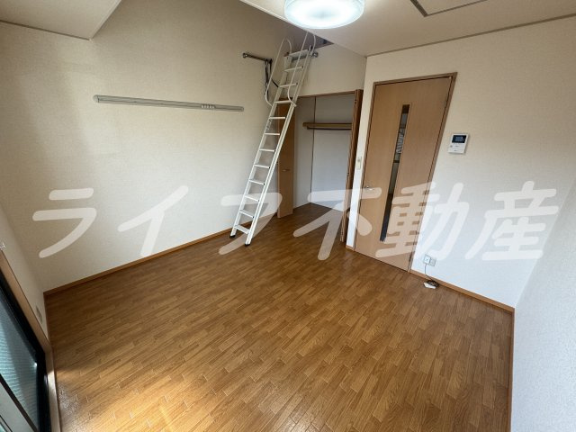 アディック東花園の居間・リビング|ゆったり過ごせるリビングです