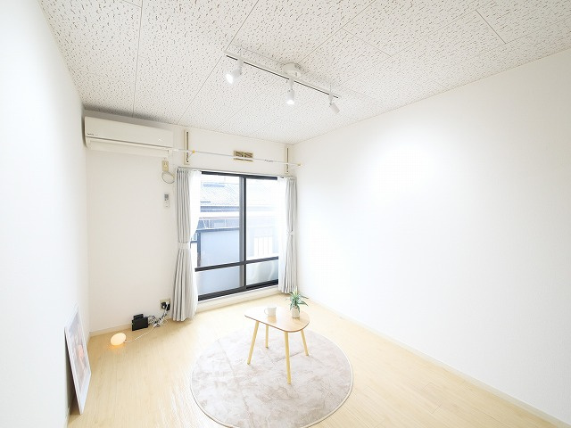 TOMIO　BASEの洋室|使い勝手のいい洋室です