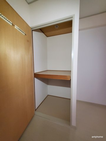 紙谷第３マンション　仲介手数料無料の収納