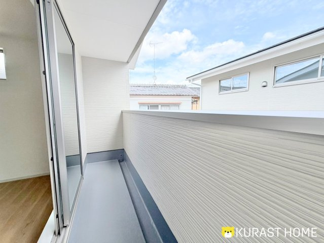 京都市西京区嵐山茶尻町　新築戸建のバルコニー