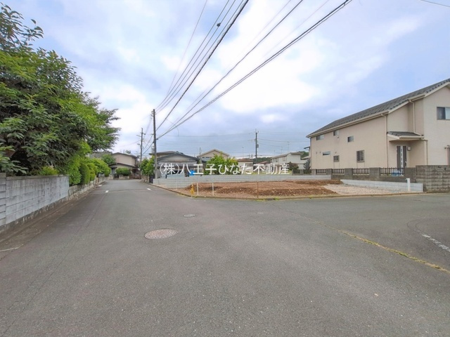 祝成約　八王子市　西寺方町　新築戸建て　２期の前面道路含む現地写真|～仲介手数料無料☆八王子ひなた不動産～八王子市西寺方町　新築戸建て