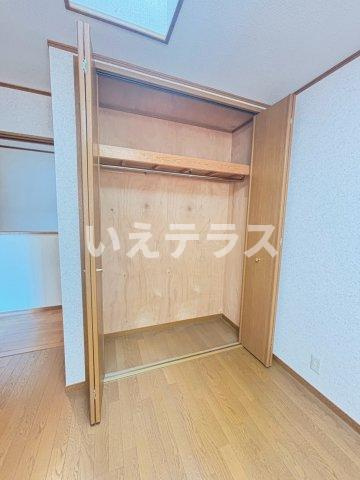 花隈町戸建の収納