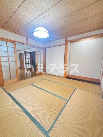 花隈町戸建の和室