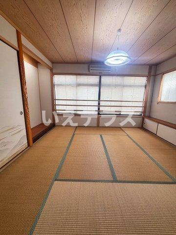 花隈町戸建の和室