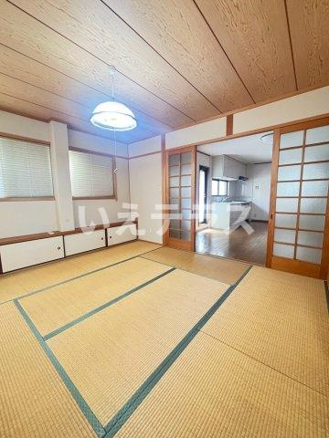 花隈町戸建の和室