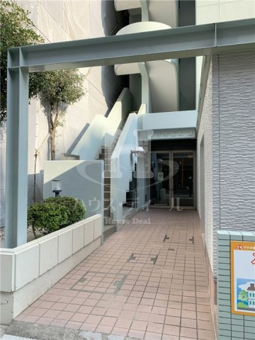 【エントランス】 | 第三マサキビル | 清潔なエントランスです