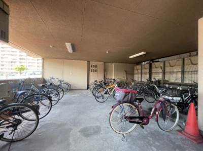 【駐輪場】 | 倉敷市老松町３丁目マンション 