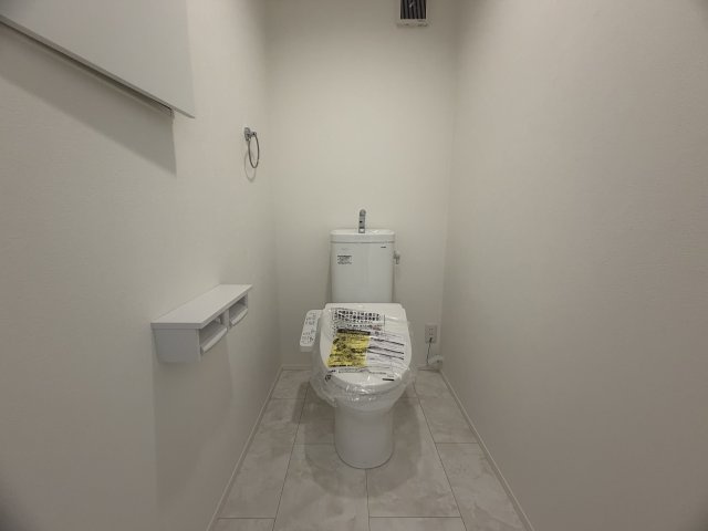 明石市二見町西二見新築のトイレ