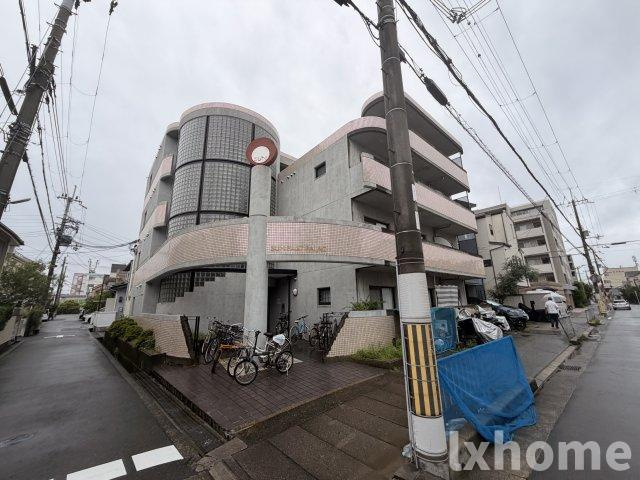 サンイーストパレスの外観