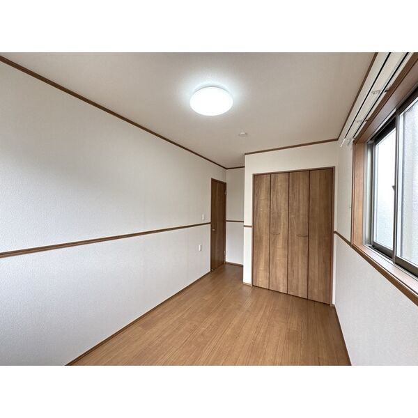 シェモアの内装