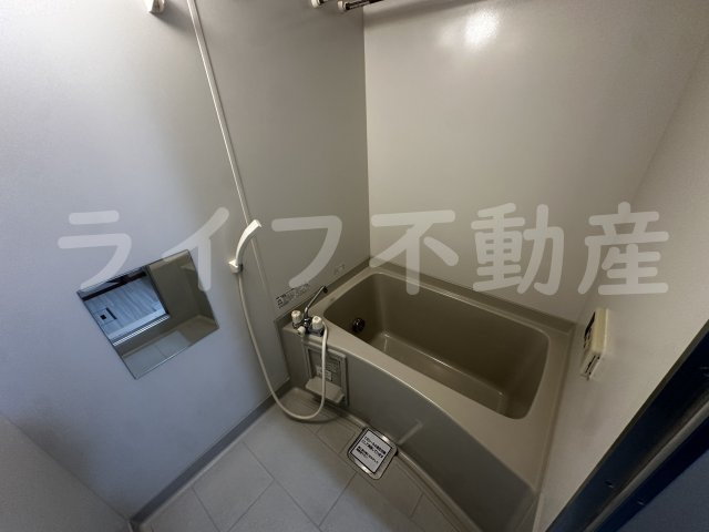 メゾン ド エトワールAの浴室