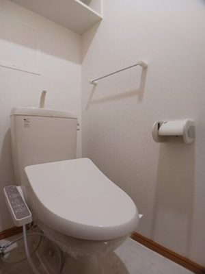 【トイレ】 | サン・フィオーレＢ | 清潔感のあるトイレです