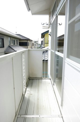 【バルコニー】 | ニューシティ市川 | 落ち着いた時間を過ごせるバルコニーです