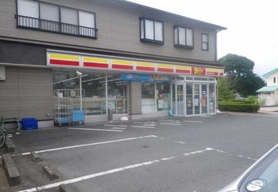 【周辺】 | ソレイユＦｕｊｉ | デイリーヤマザキ足柄駅前店まで400m