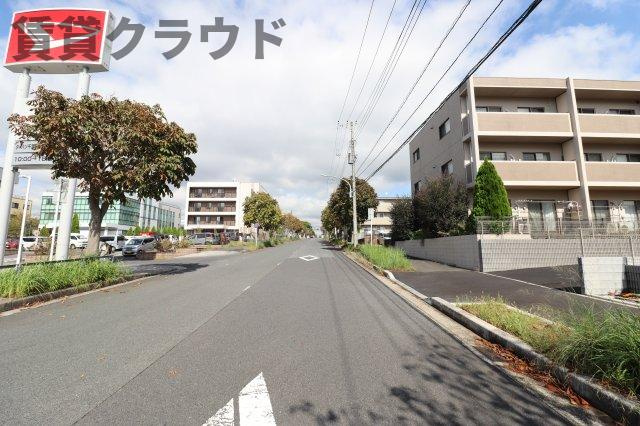 ラ・ツエムの周辺|使いやすい居間です