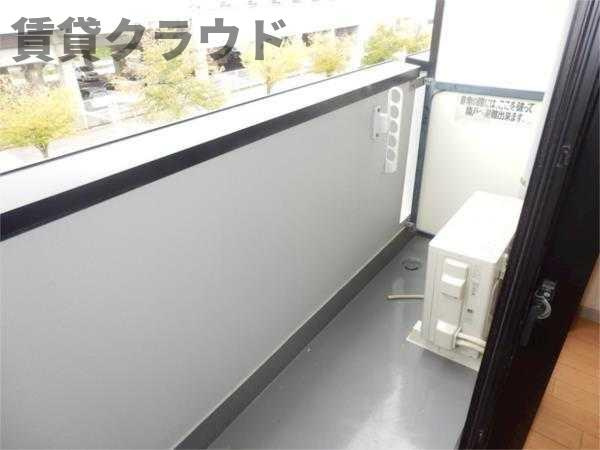 ラ・ツエムのバルコニー|落ち着いた時間を過ごせるバルコニーです