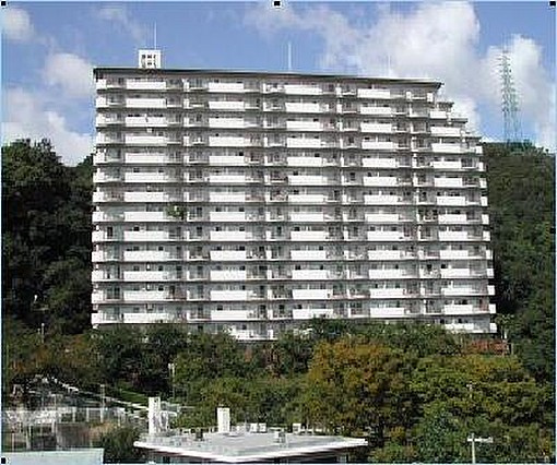 熊内台セントポリアの外観