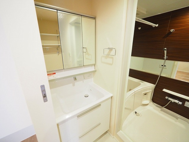 Urban　RISM  Court　西宮北口の洗面所