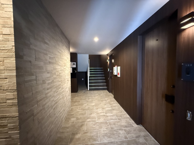 HEBEL MAISON 甲東園のロビー