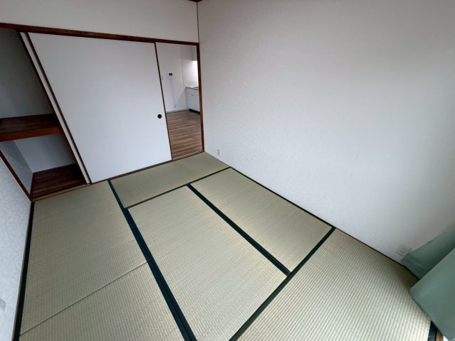 芦屋精道スカイハイツの居間・リビング