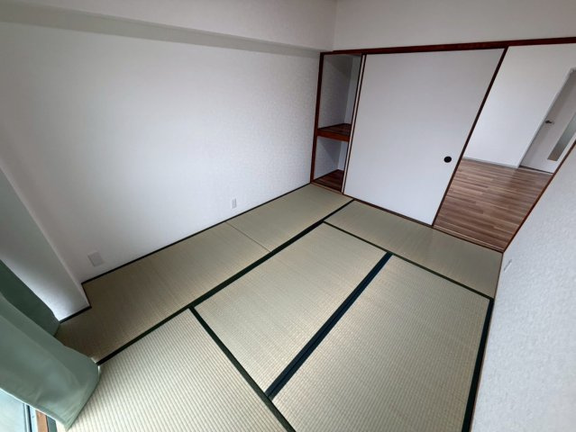 芦屋精道スカイハイツの居間・リビング