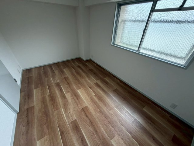 芦屋精道スカイハイツの居間・リビング
