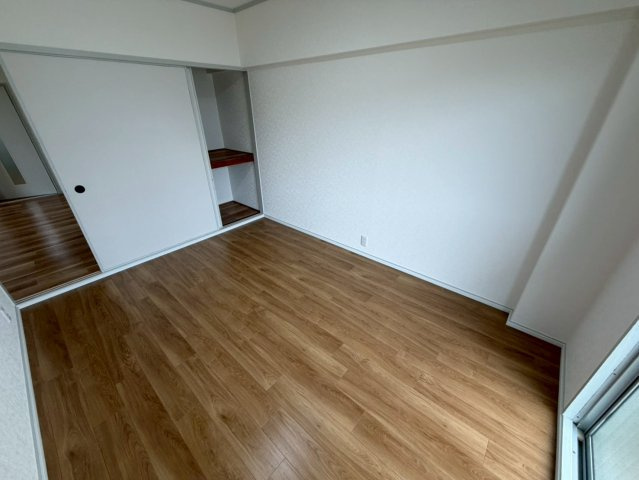 芦屋精道スカイハイツの居間・リビング