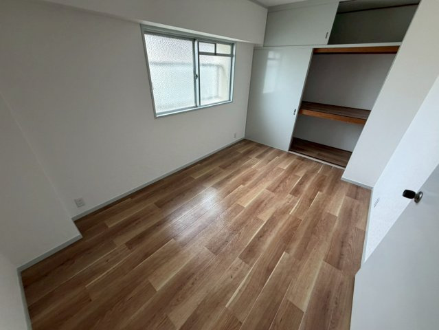 芦屋精道スカイハイツの居間・リビング