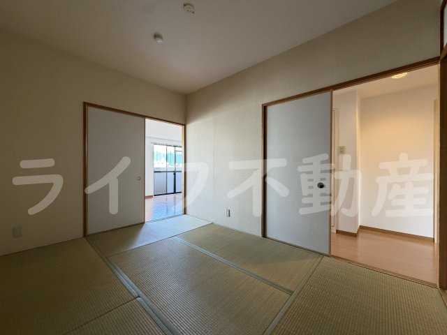 ソレアード東鴻池の和室