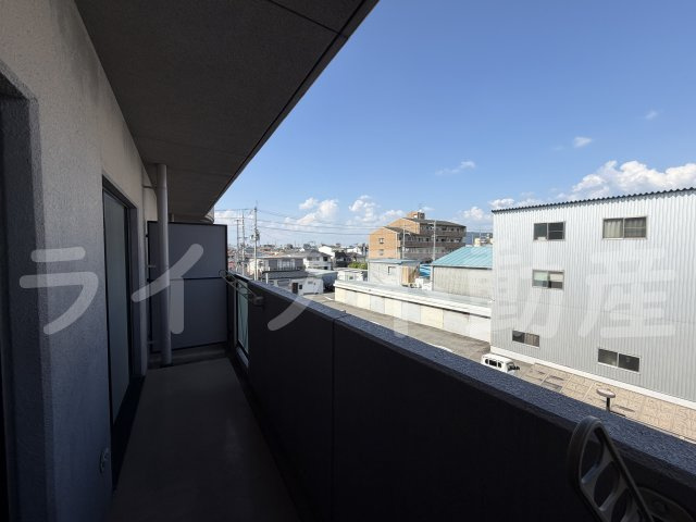 ソレアード東鴻池のバルコニー