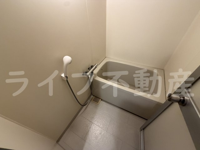 ソレアード東鴻池の浴室