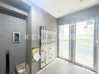 【エントランス】 | 建物の内部です