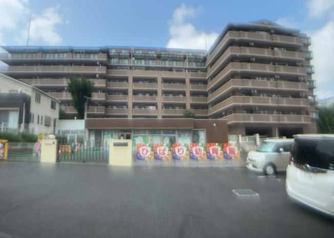 【外観】 | モラーダ厚木プレステージ | 外観はマンション管理がされているかの目安になります。築年数が古いと、壁面は劣化してひび割れが生じることも！建物が古びていても細かいところが修繕されていると、きちんと管理されているなぁと感じるでしょう。