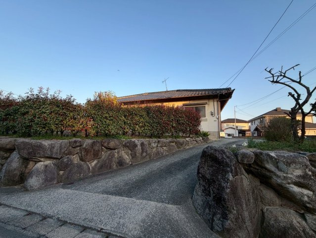 糟屋郡粕屋町酒殿２丁目の一戸建て