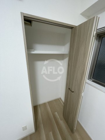 スプランディッド中之島WESTの収納|スプランディッド中之島WEST　クローゼット