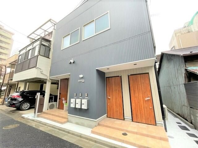 ＨＡＬＥＬＥＡの外観