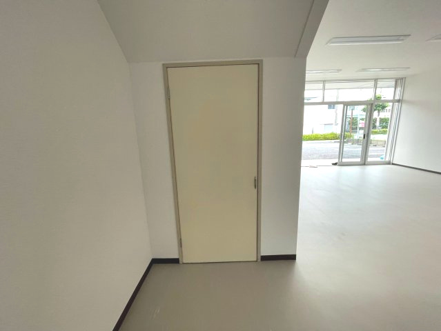 岡崎市百々町　清水ビルの内装