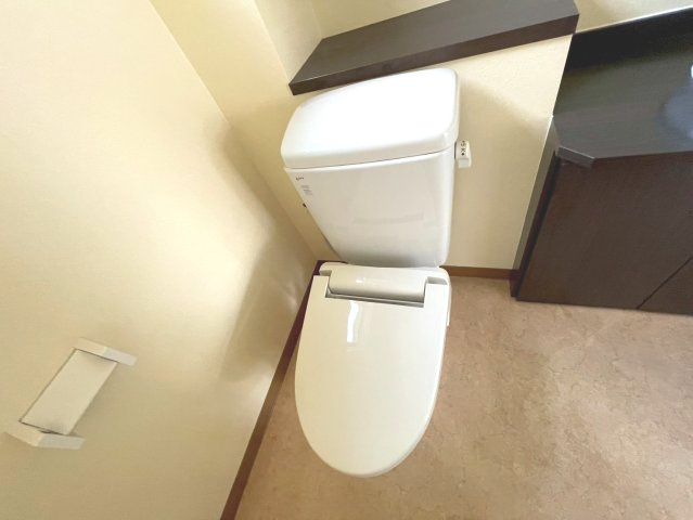 岡崎市百々町　清水ビルのトイレ
