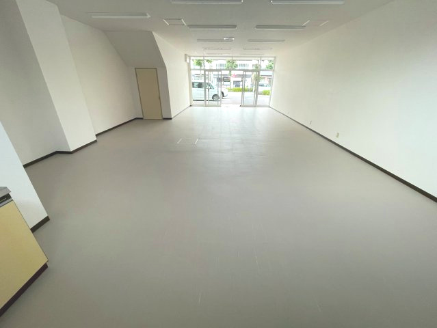 岡崎市百々町　清水ビルの内装