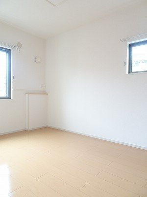 シャンティの洋室