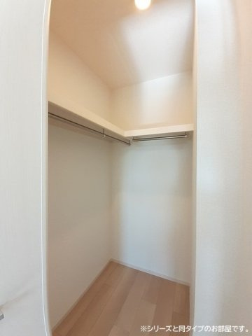 エイス　クラウディアの収納
