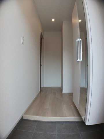 アイリス　ガーデンの玄関