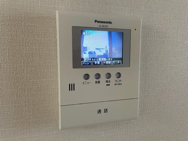 ウィステリア・リッシュのセキュリティ|カメラ付インターホン