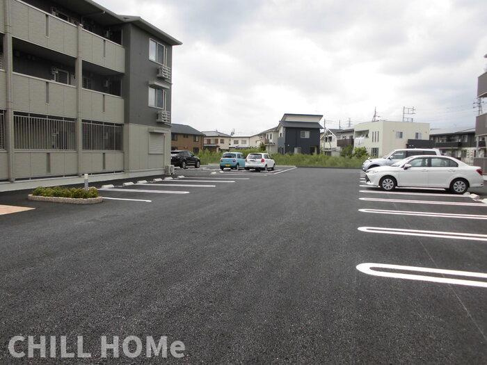 スクエア　Ｃの駐車場|他社様掲載物件もまとめてご紹介、ご案内可能です(^^)/