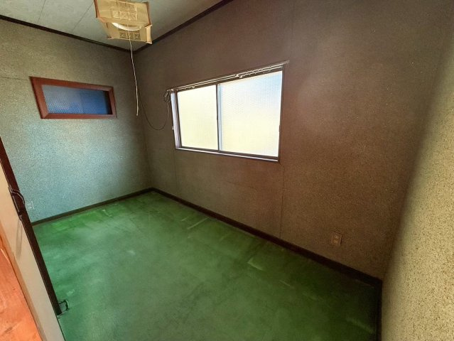 筑西市　乙　中古戸建の洋室
