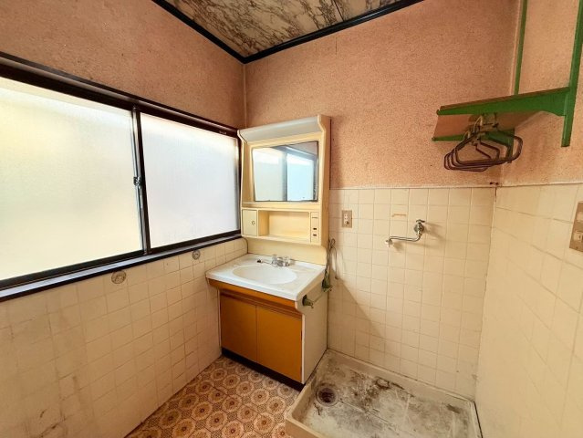 筑西市　乙　中古戸建の洗面所