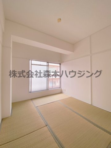 【和室】 | 　橋爪ビル | 畳の上でゆっくりとくつろげる和室です