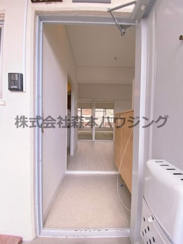 【内装】 | 　橋爪ビル | 明るい色調の室内です